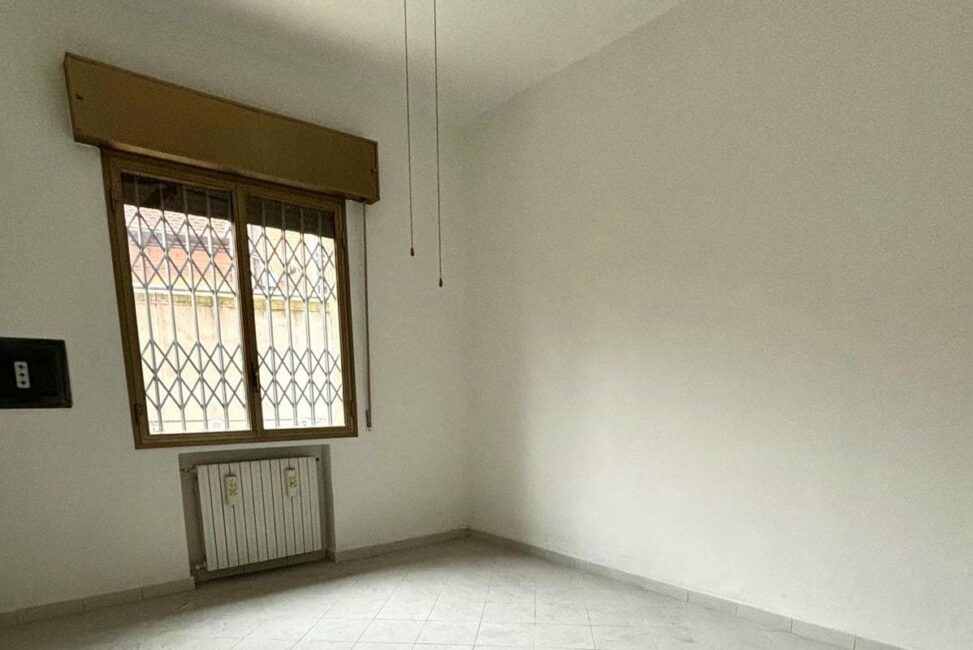 Il cantiere che ha visto l'unione di due appartamenti in un'unica abitazione contemporanea a Bologna